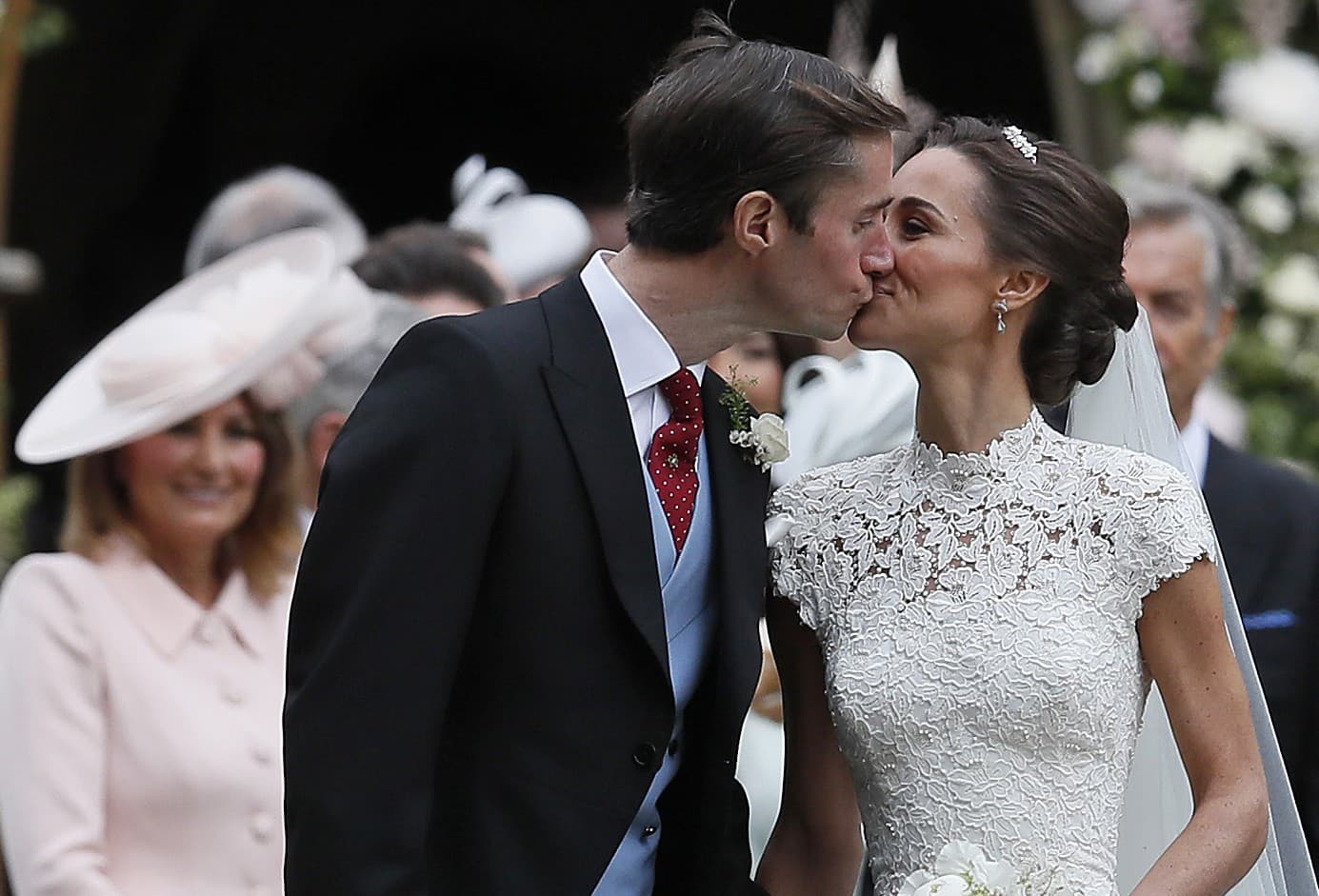 Novomanželský bozk Pippy Middleton