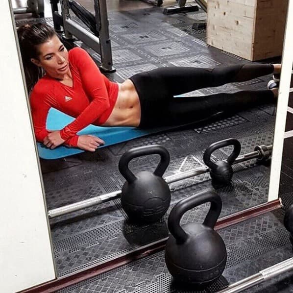 Pravidelne cvičenie vo fitnesscentre