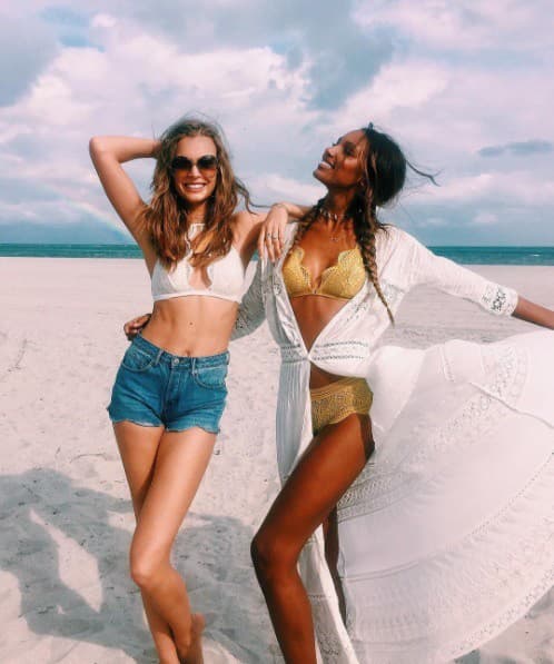 Modelka Josephine Skriver a