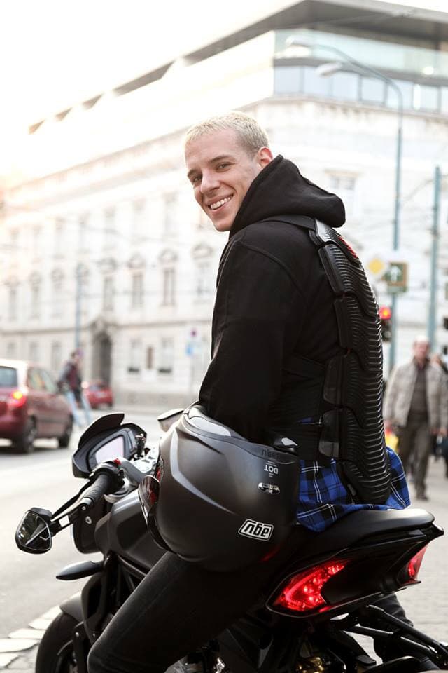 Krištof Králik nás baví