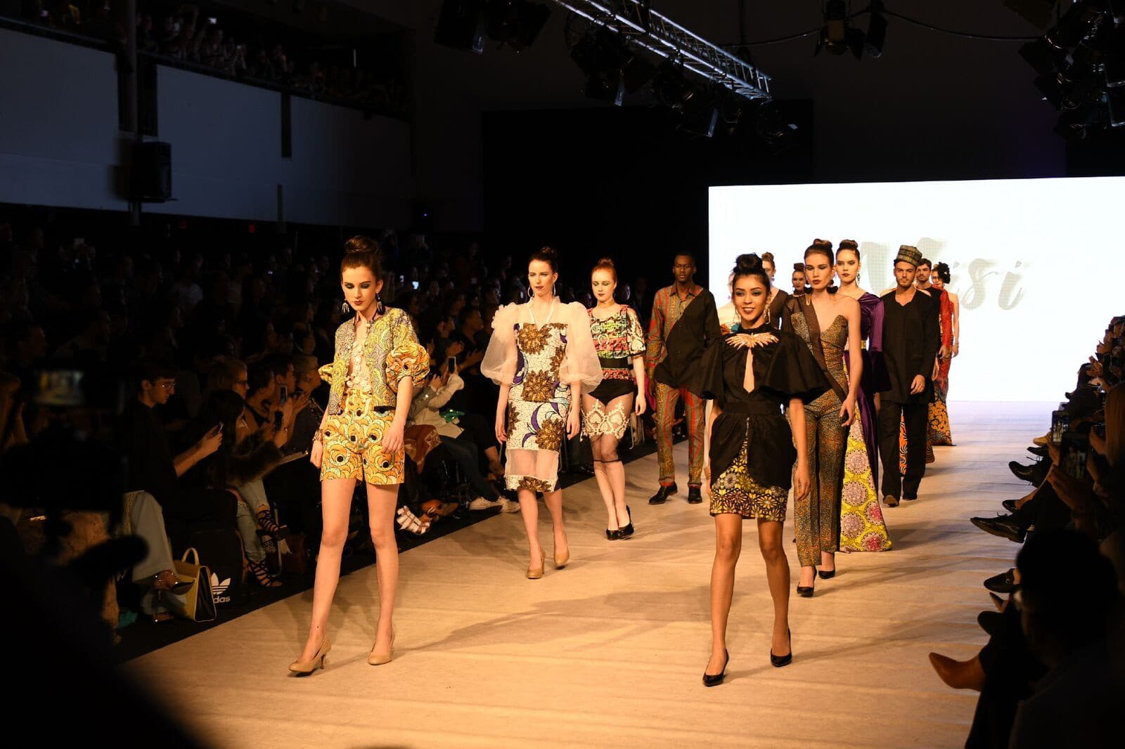 Vancouver Fashion Week už