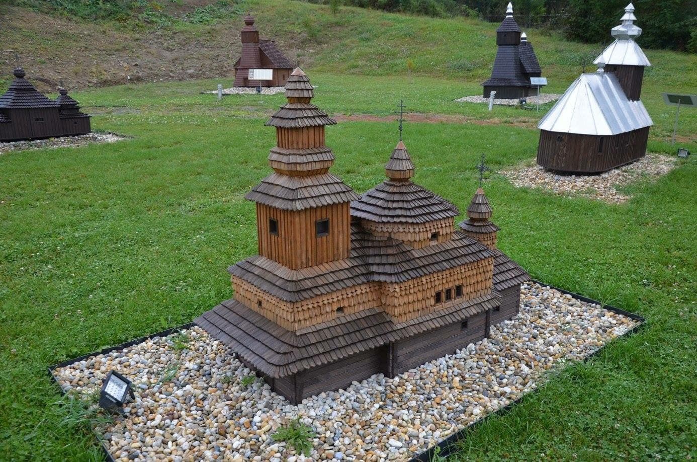 V Parku miniatúr si