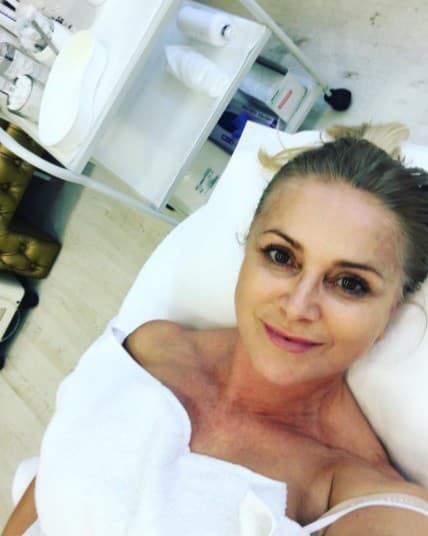 Zuzana sa o seba
