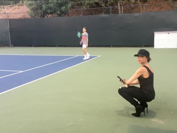 Victoria Beckham takto podporuje