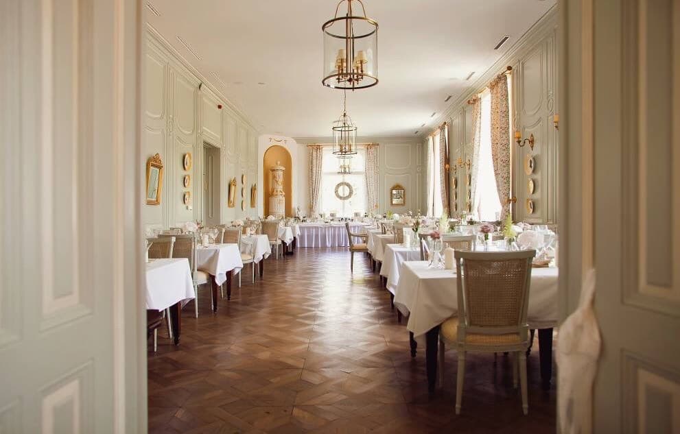 V Chateau Amade sa
