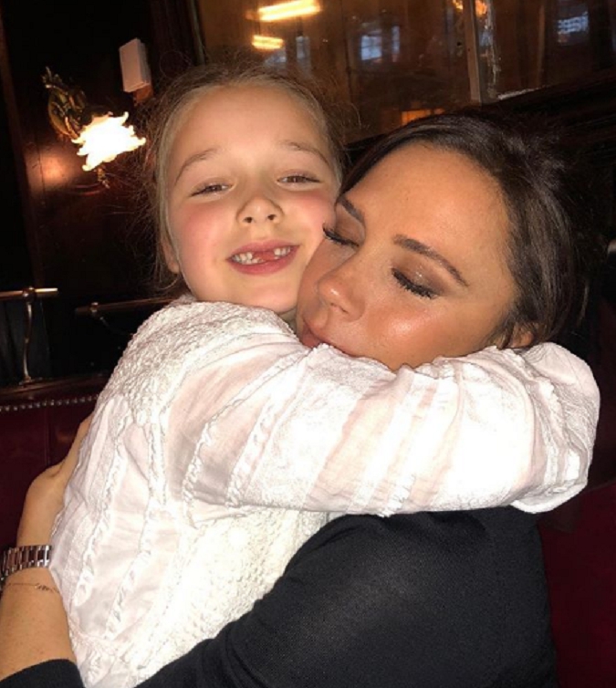 Návrhárka Victoria Beckham učí