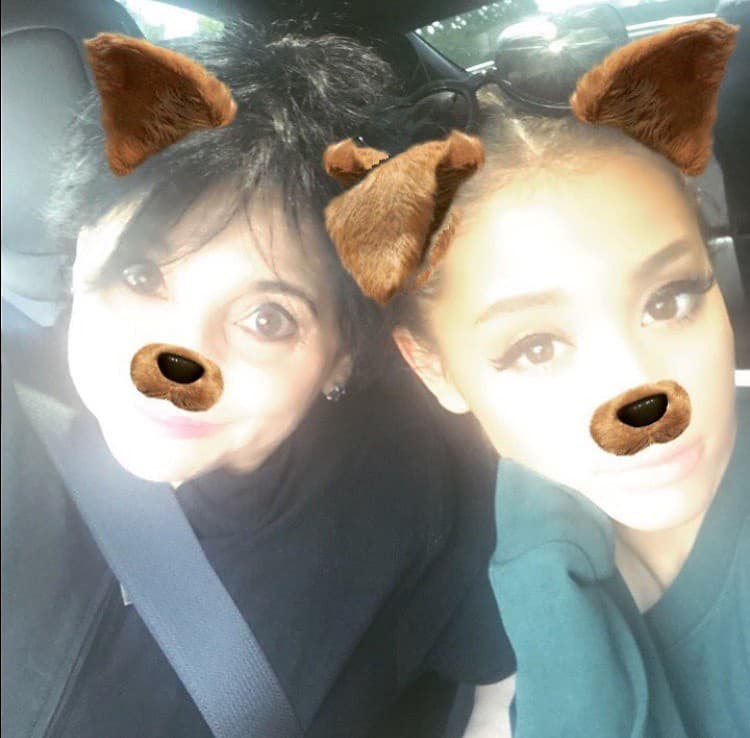 Speváčka Ariana Grande so