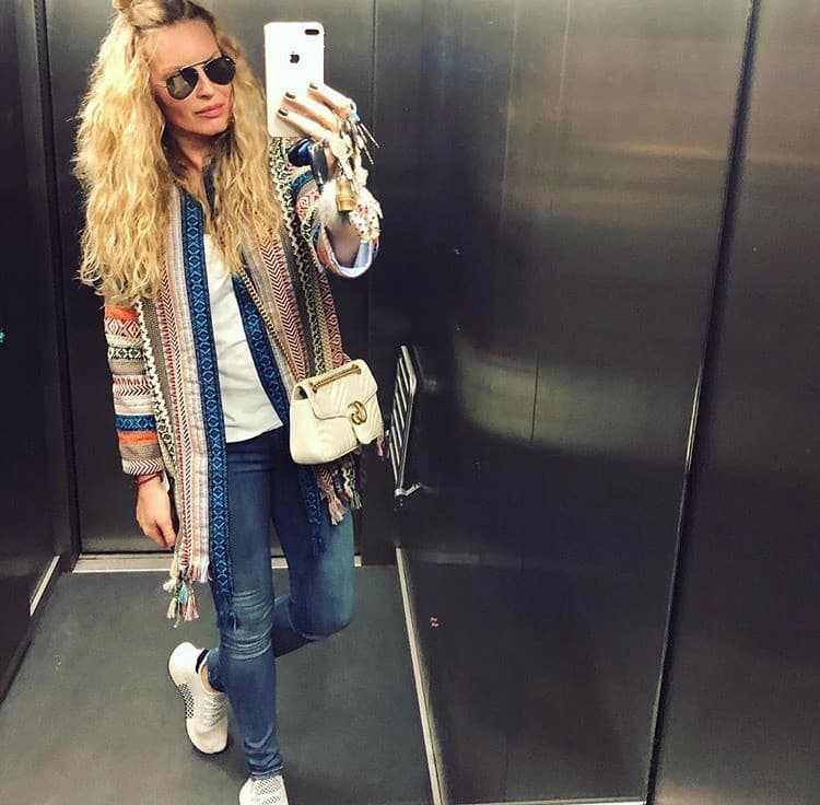 Plážové vlny modelke Simone
