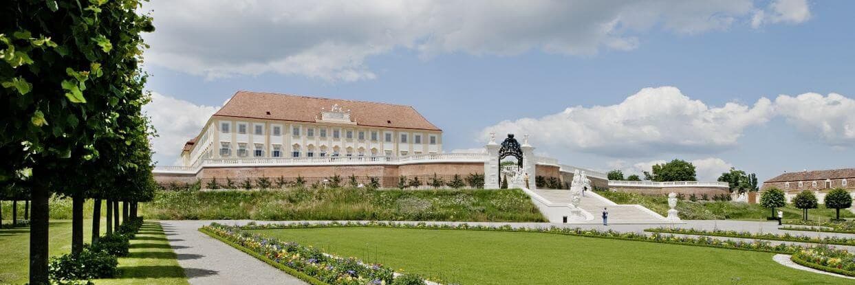 Zámok Schloss Hof sa