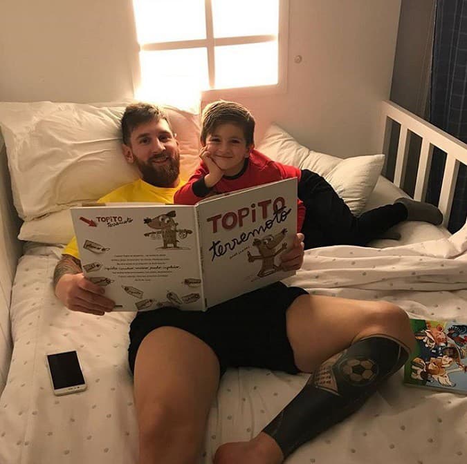 Messi si plní aj