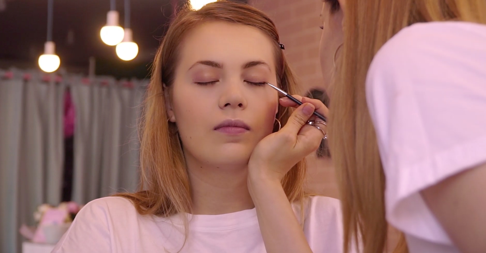 Jemný make up očí