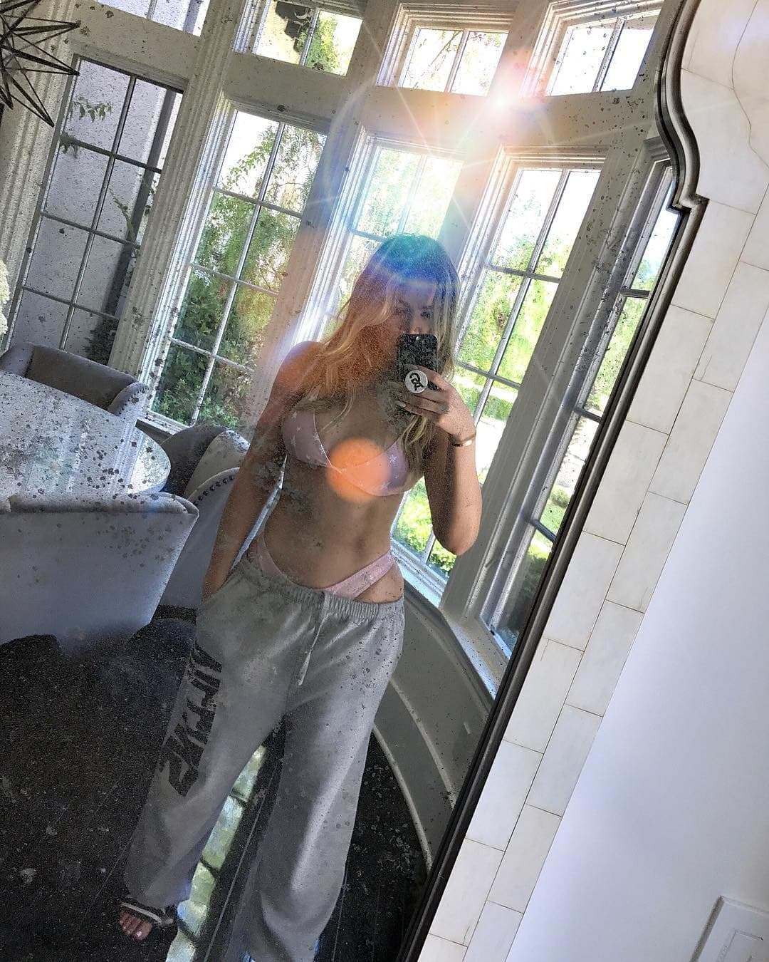 Khloé Kardashian vie, že