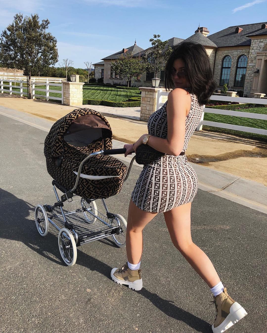 Kylie pôrod malej Stormi