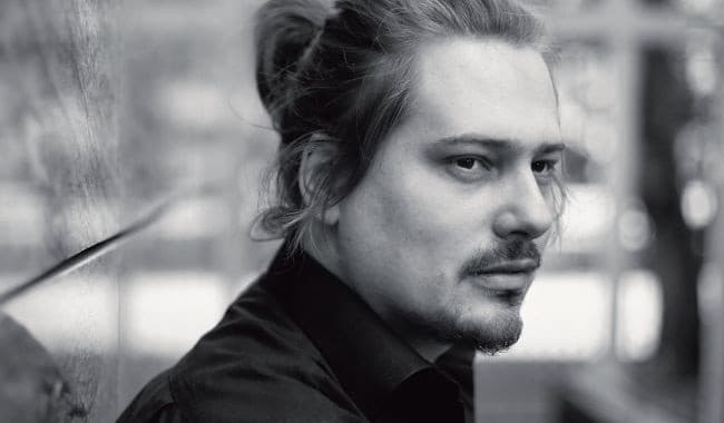 Módny návrhár Boris Hanečka