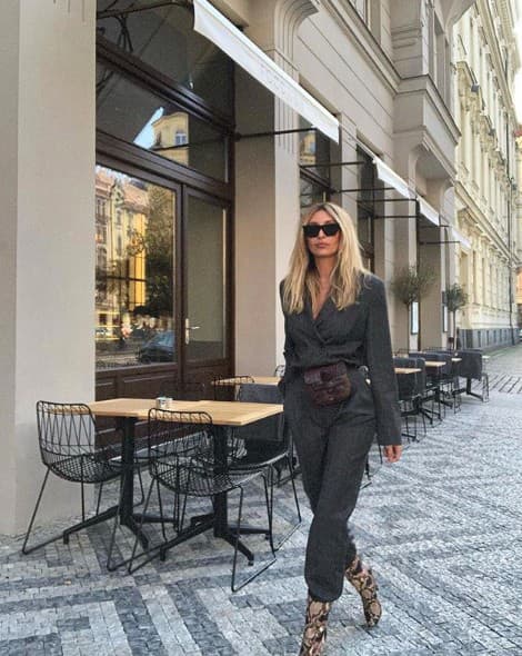 Módna návrhárka Ivana Mentlová