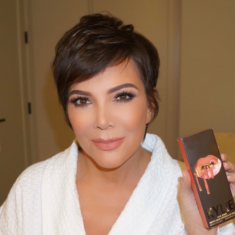 Matka Kris Jenner používa