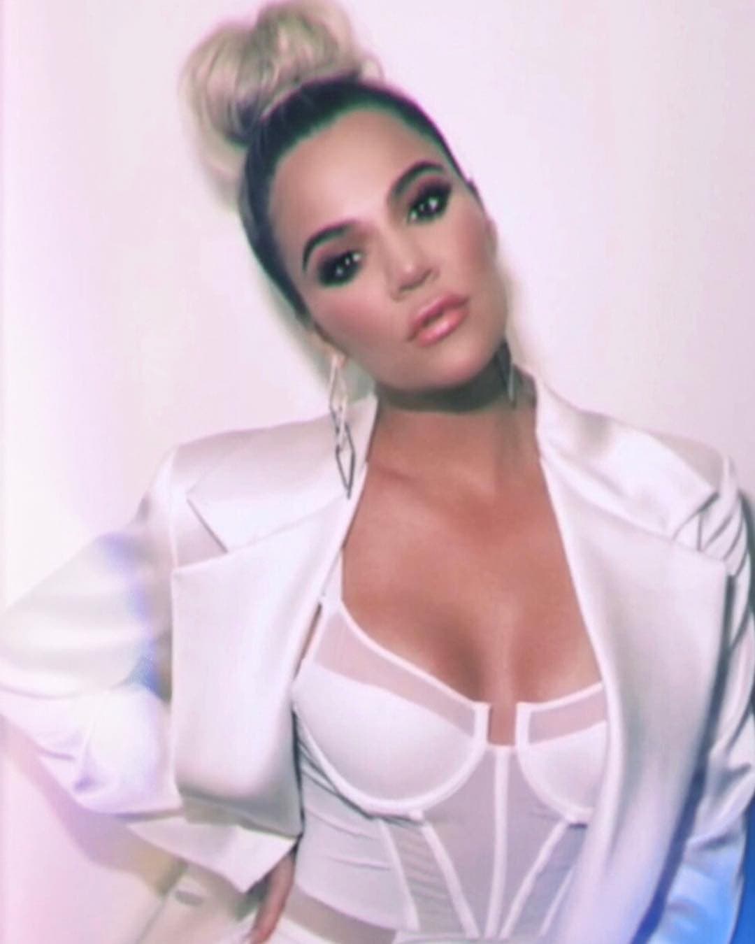 Khloé má rada lesklé