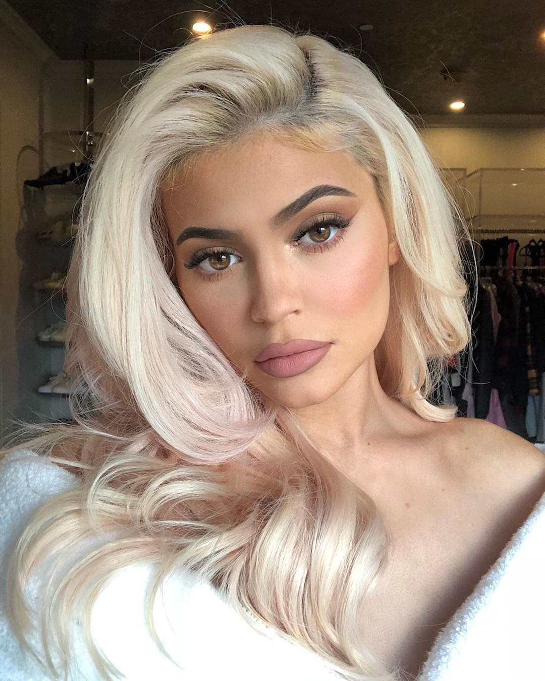 Kylie miluje plné pery,