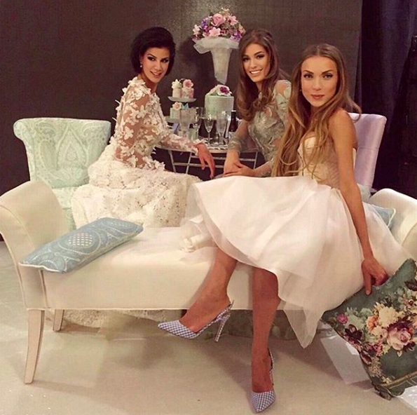 Návrhárka Jana Pištejová dlhodobo spolupracuje s make-up artistkou Zuzanou Šutjakovou (vľavo)