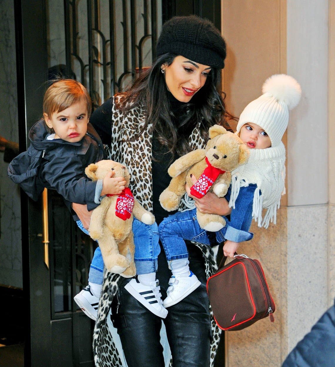 Amal Clooney je mamou