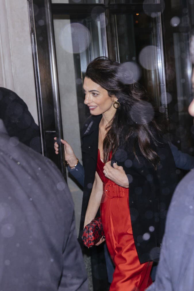 Krásna Amal Clooney si