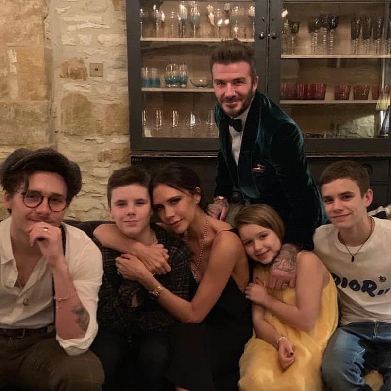 Victoria Beckham v kruhu