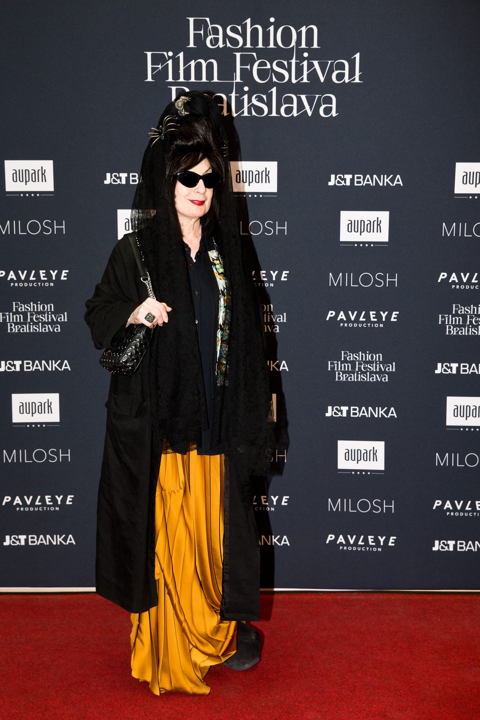 Módna kritička Diane Pernet,