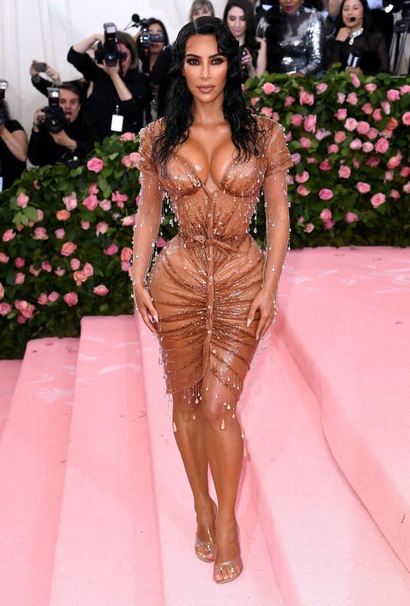 Kim Kardashian stavila na