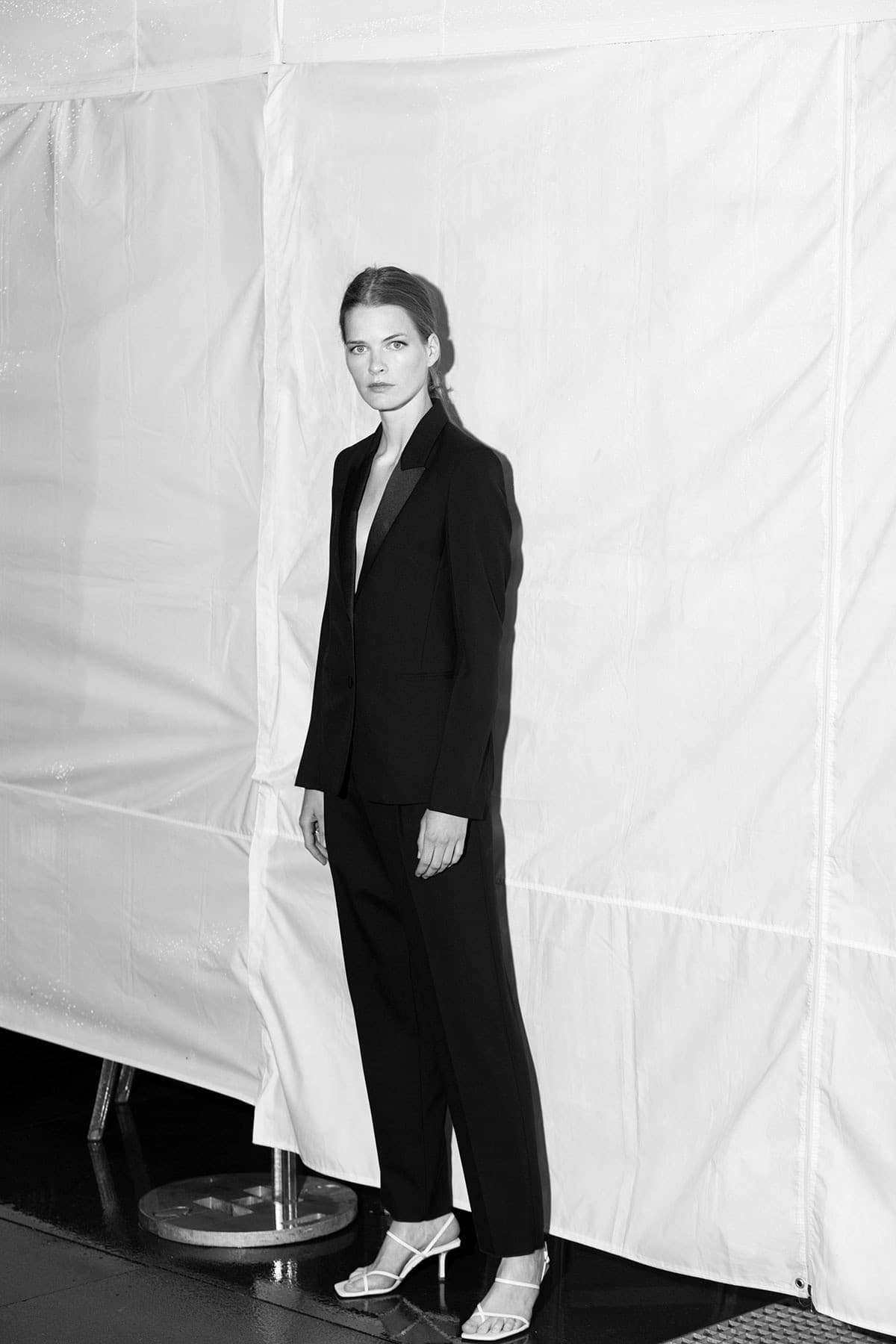 Sako a nohavice Victoria Beckham
