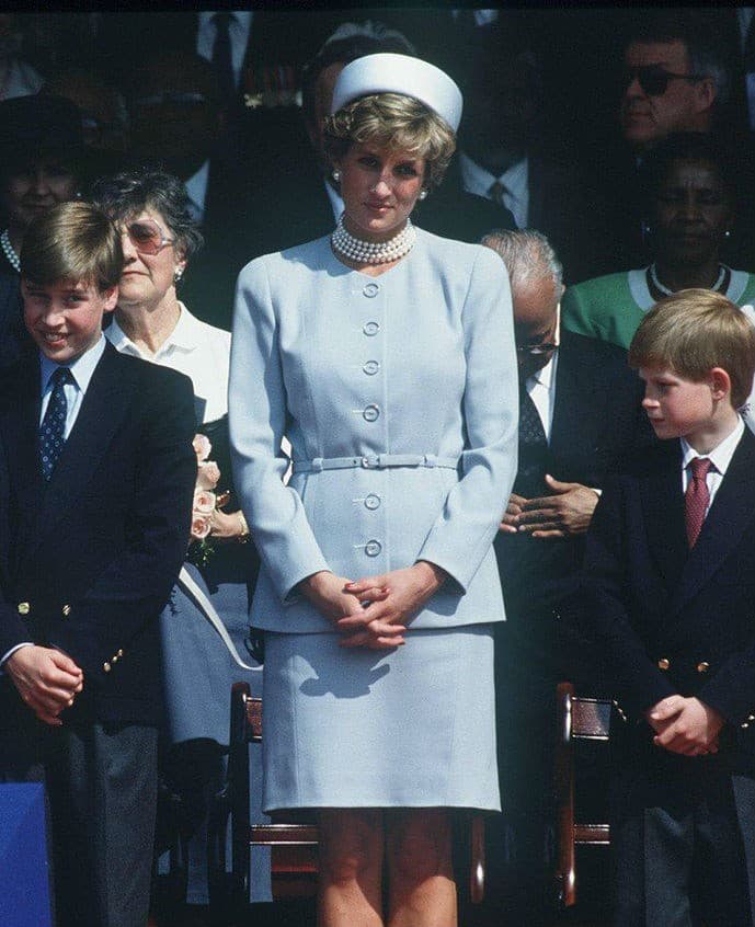 Princezná Diana v kostýme
