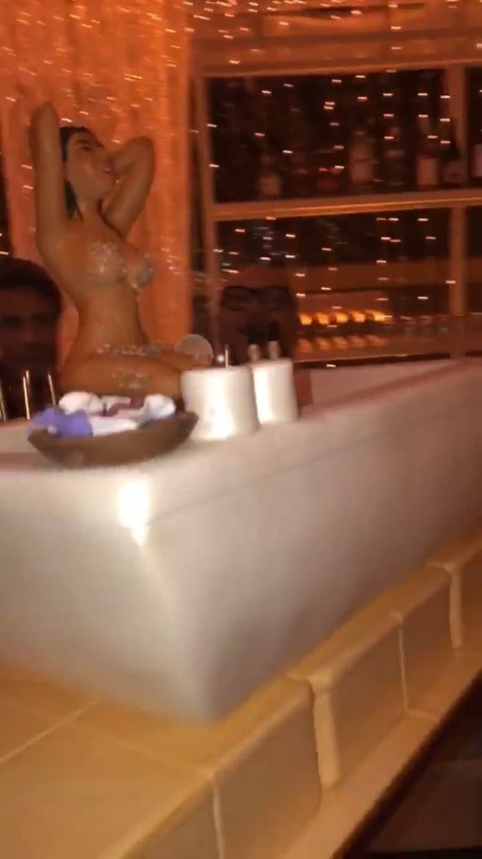 Sestry Kardashian prekvapili Kourtney