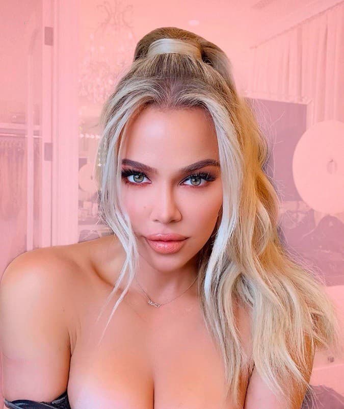 Najnovšie sa však Khloe