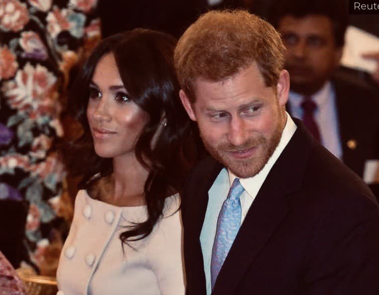 Meghan sa snaží žiť