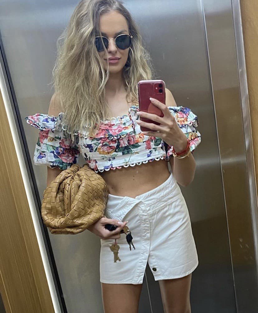 Anna vyzerá aj po