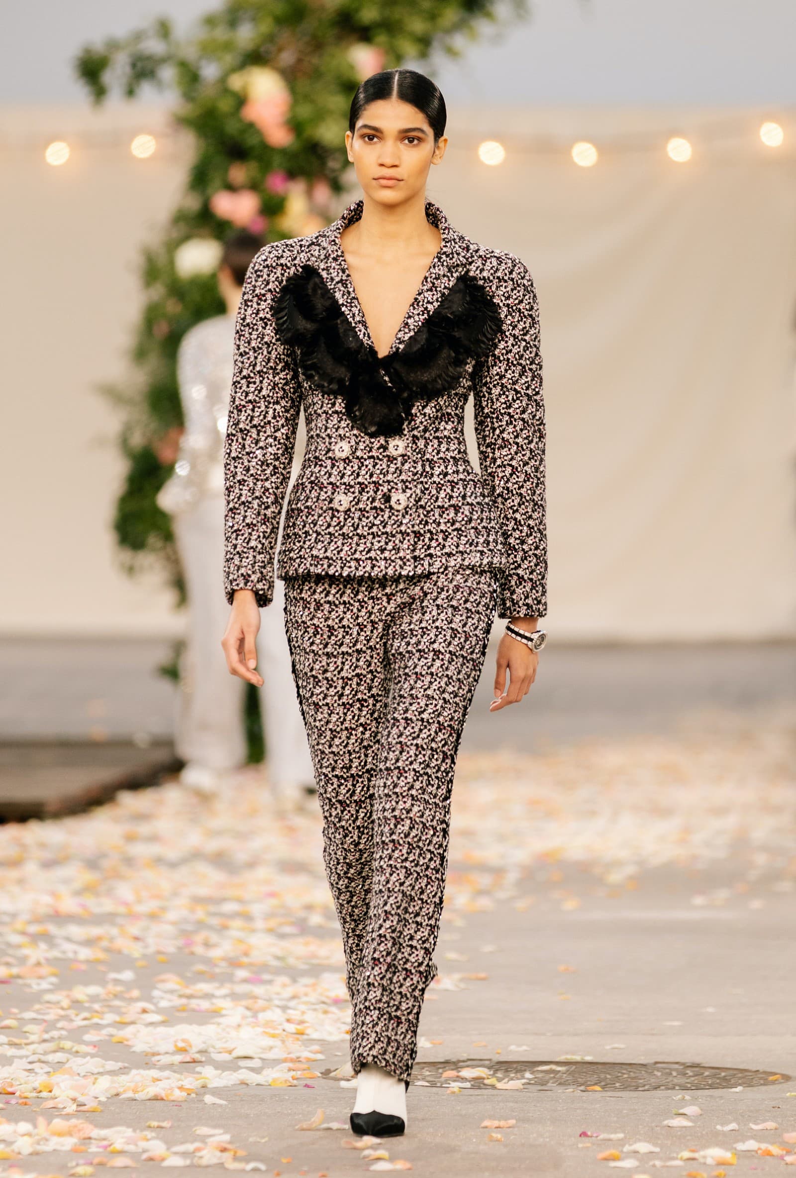 CHANEL Haute Couture jar/leto