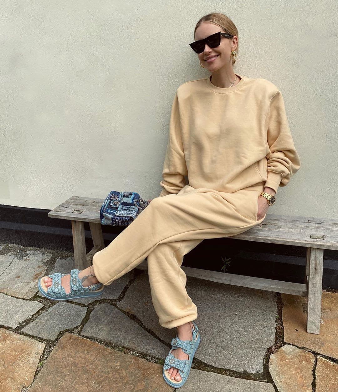 Topánky dokážu celému outfitu