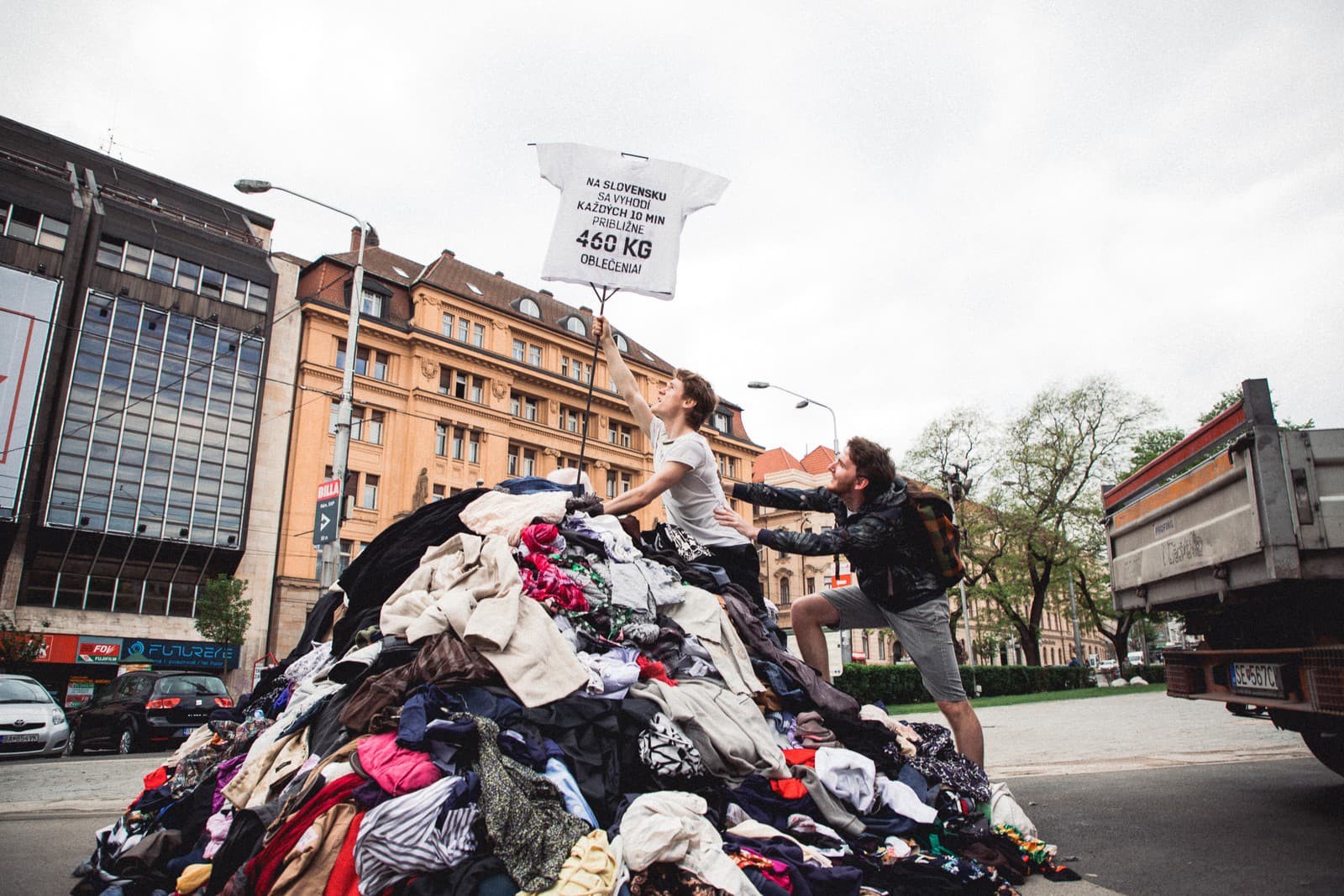 Fashion Revolution Week, globálna