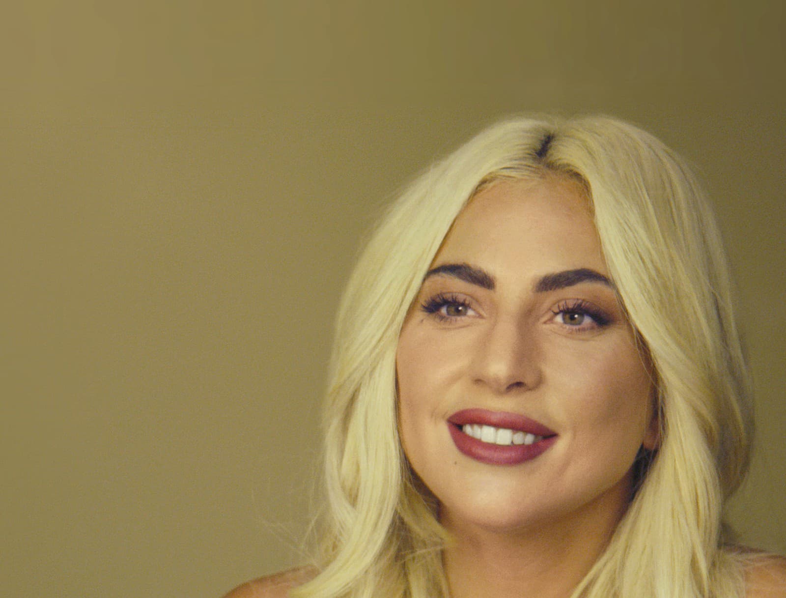 Speváčka Lady Gaga otvorene