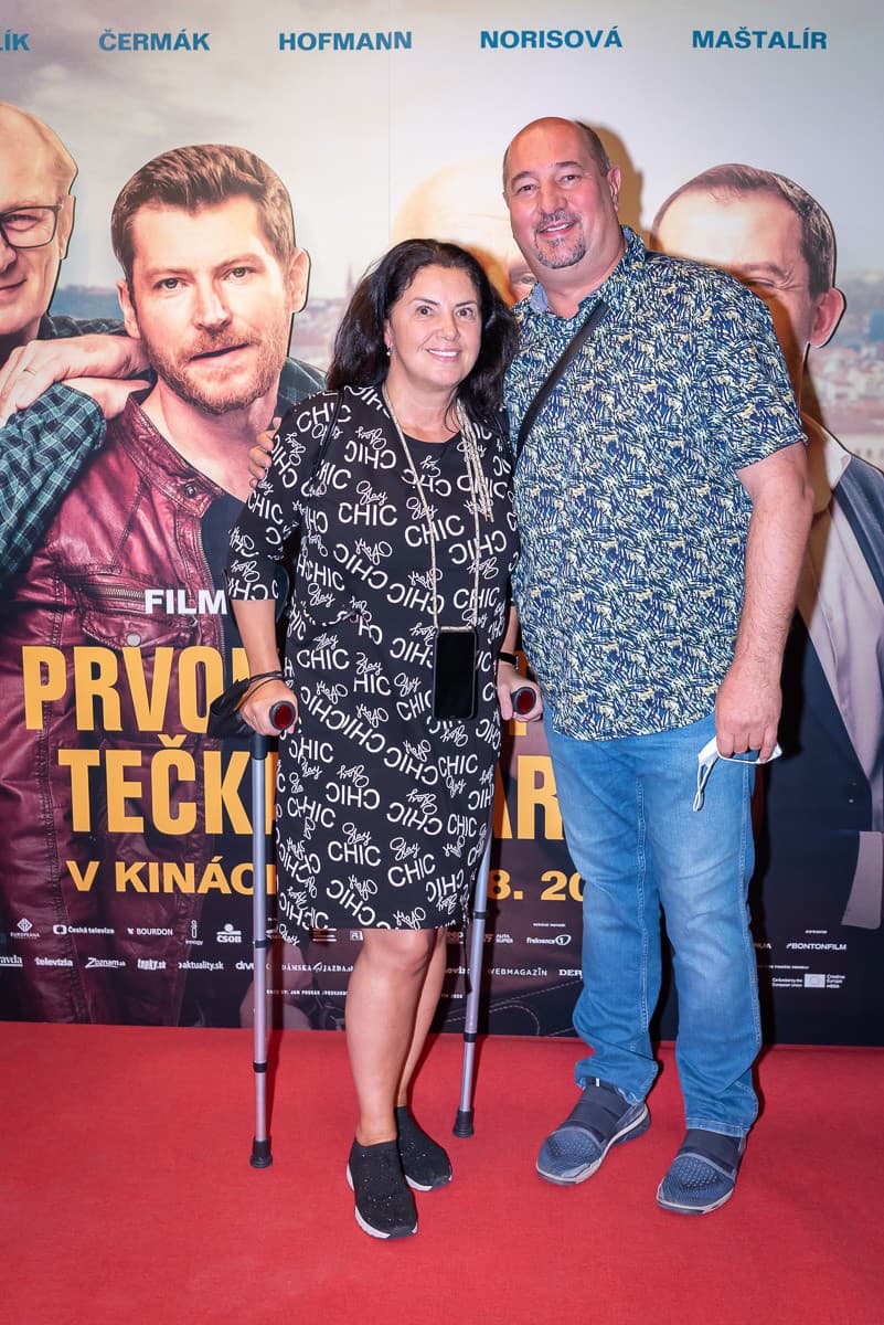 Premiéra filmu Prvok, Šampón,
