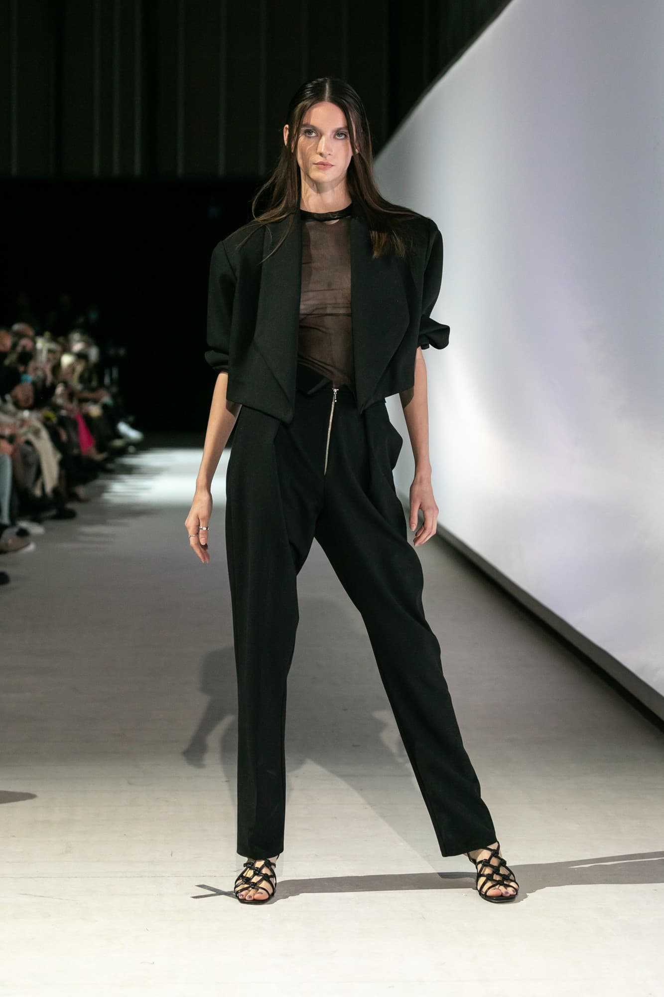 Fashion LIVE! 2021 Petra