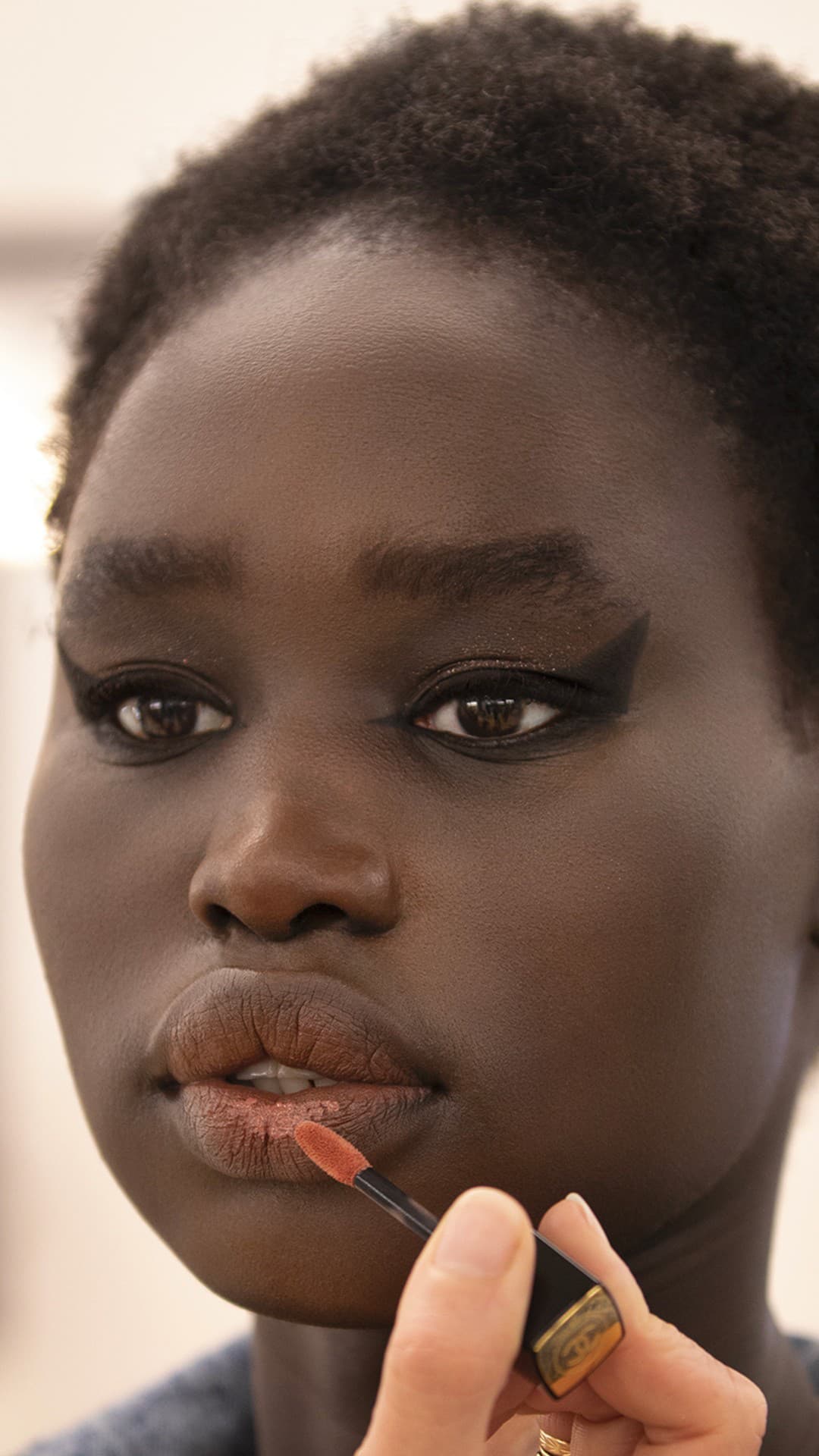 CHANEL Backstage Métiers d’Art