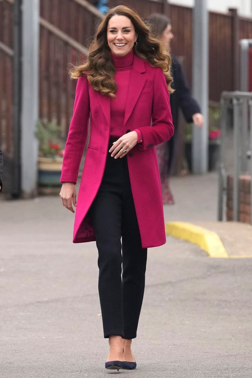 Kate Middleton často siaha