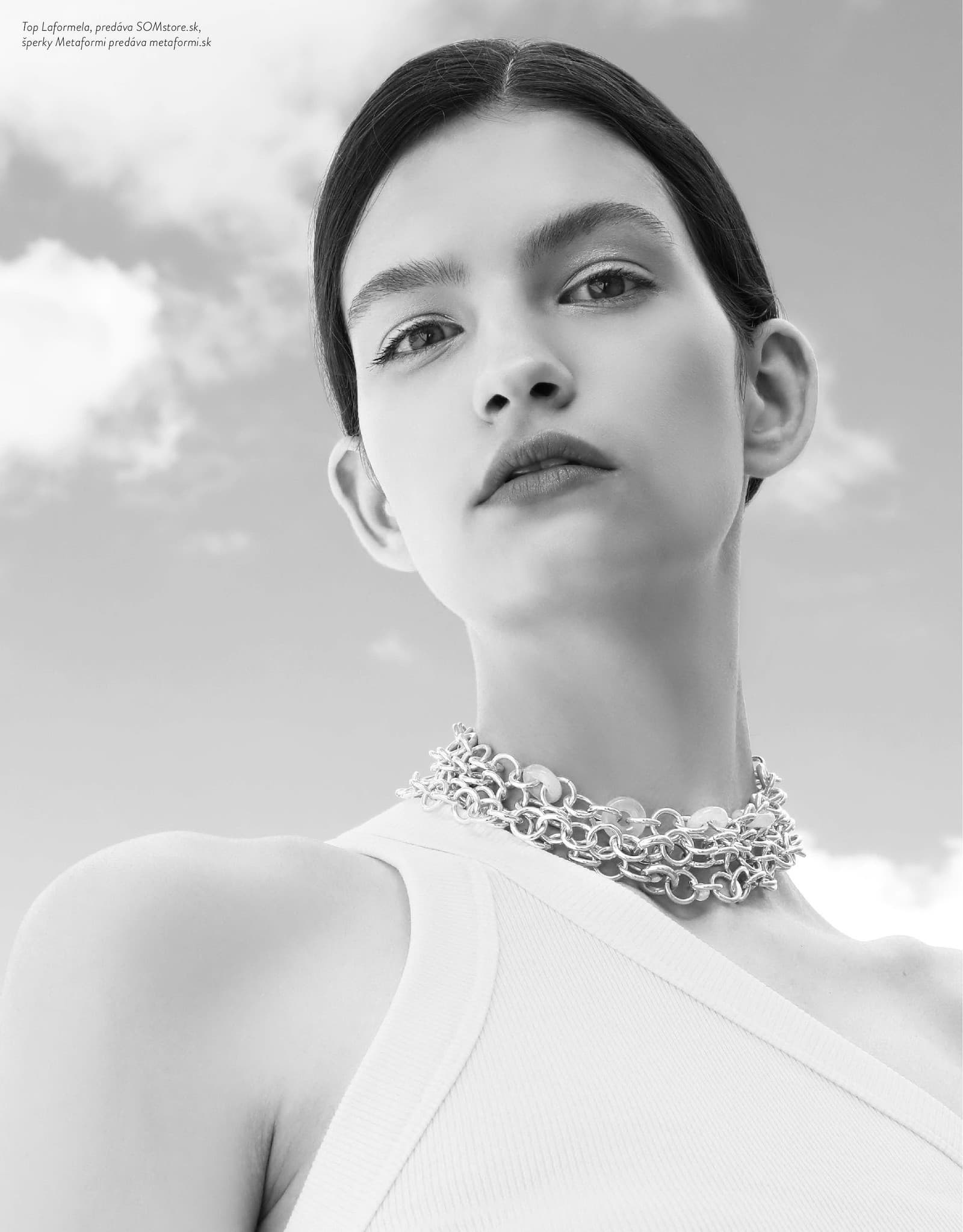 Slovenská modelka Lenka Saturyová