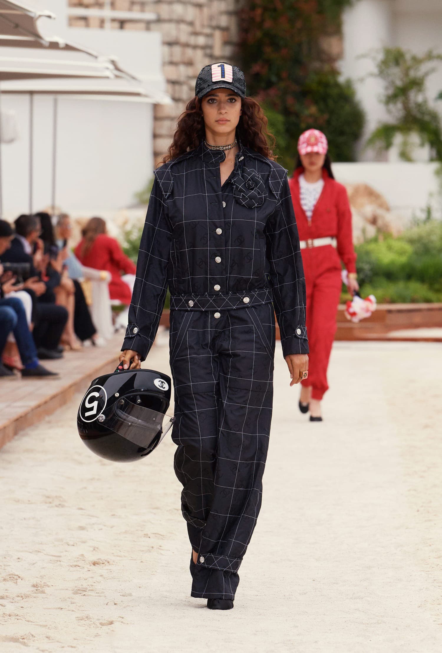 CHANEL Cruise 2022/2023