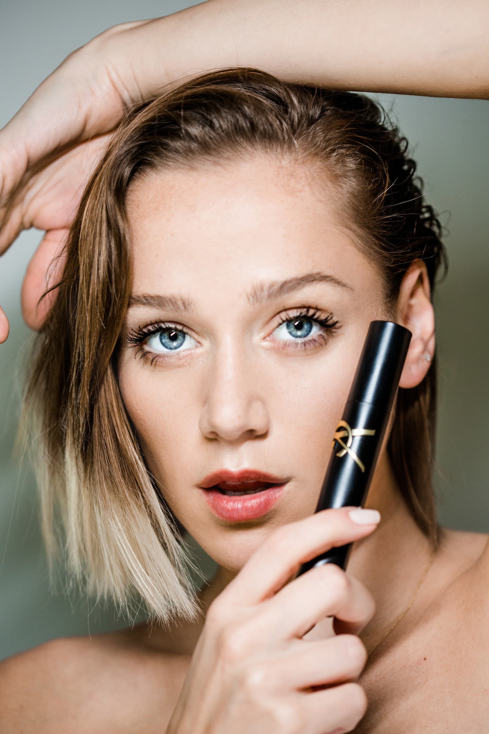 Beauty story s Emmou
