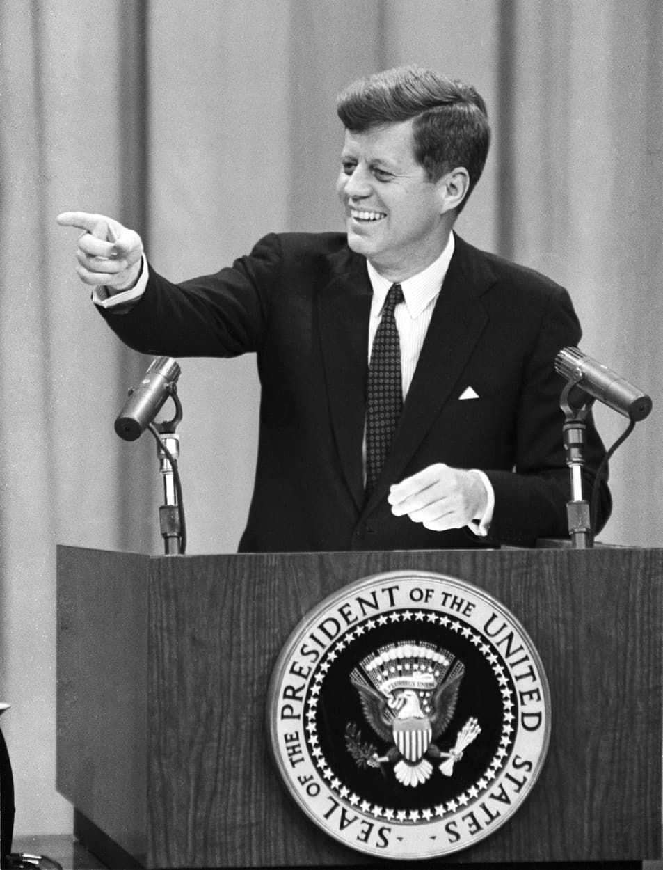 J.F. Kennedy patril medzi