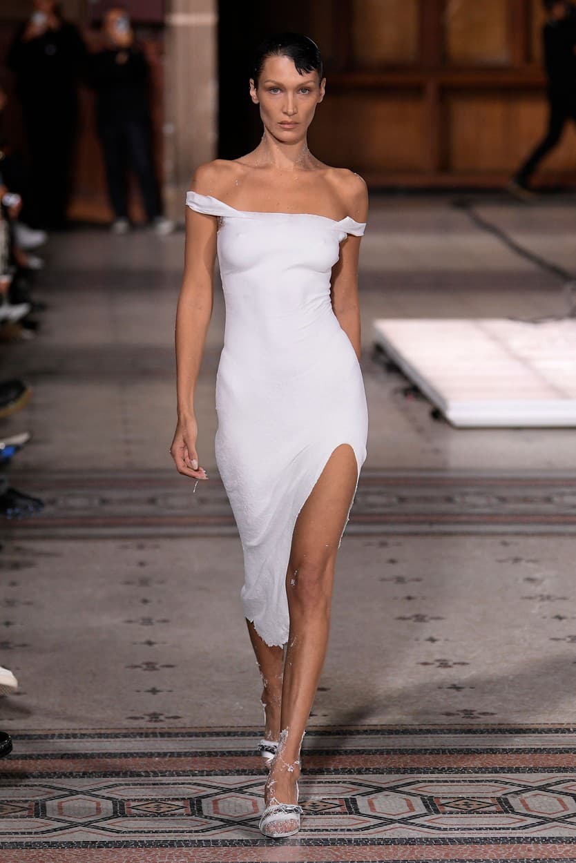 Bella Hadid na prehliadke