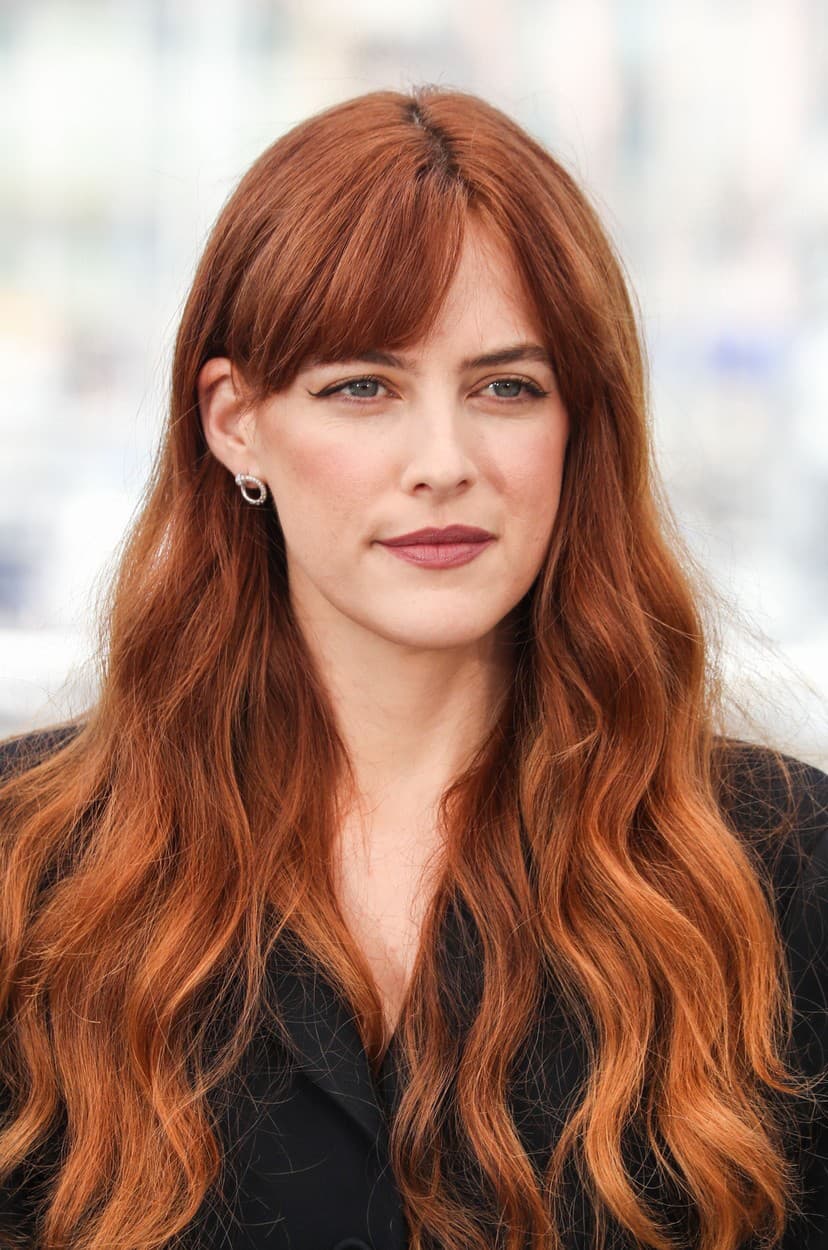 Riley Keough ide v