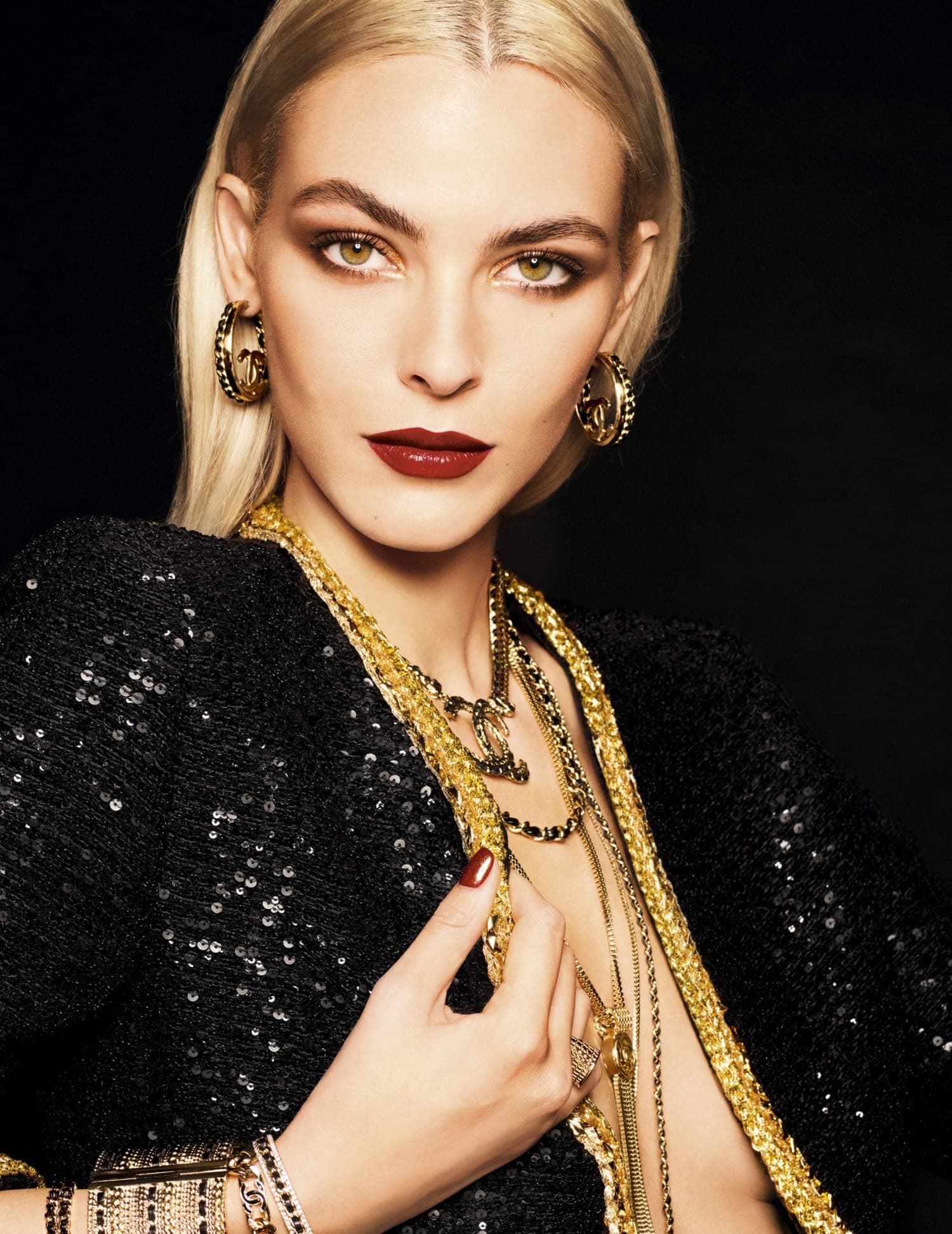 CHANEL Make-up Holiday 2022: