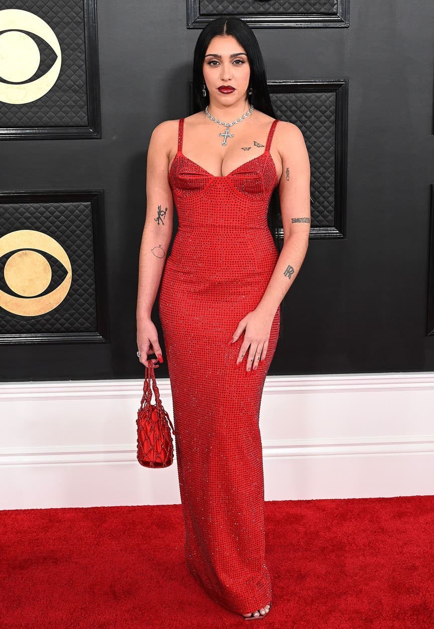 Dcéra Madony, Lourdes Leon,